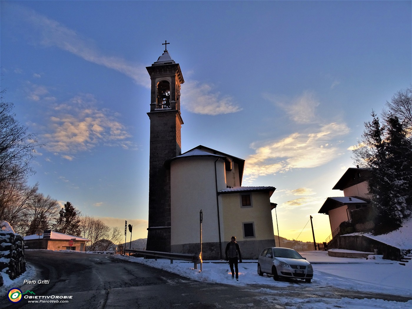 74 Rientriamo alla Madonna della neve nei colori del tramonto .JPG